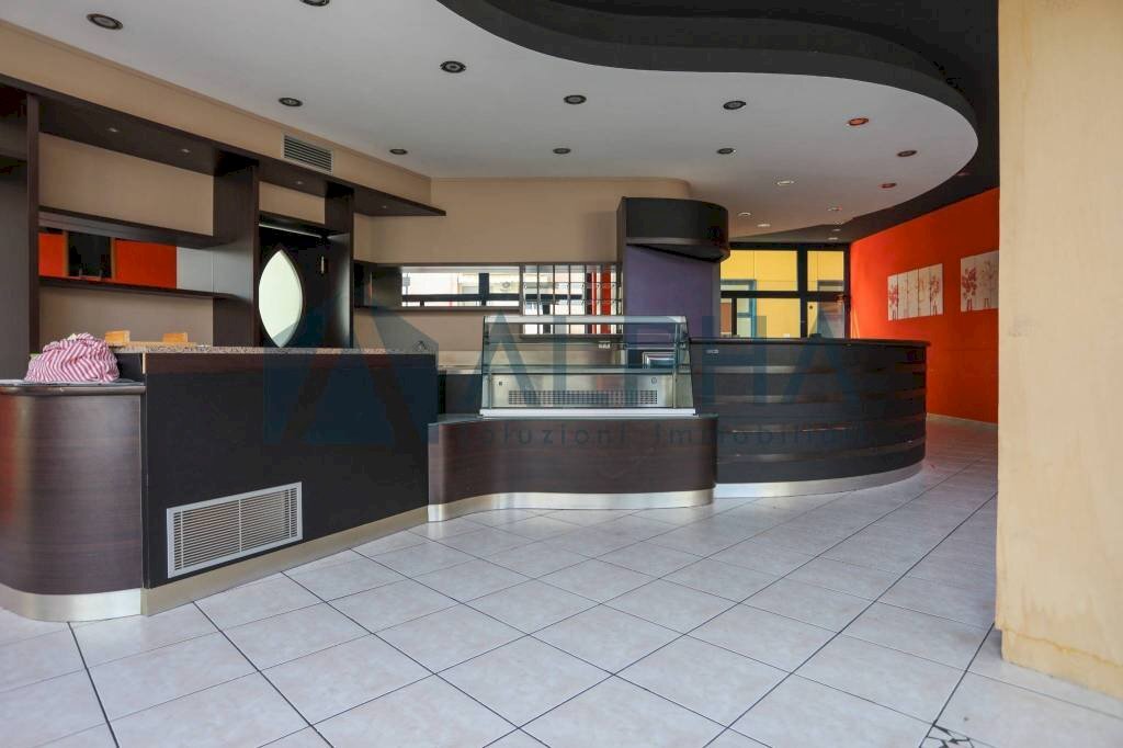 Interno non residenziale - Negozio via Carlo Seganti, Forlì - foto 1