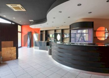 Interno non residenziale - Negozio via Carlo Seganti, Forlì - foto 4