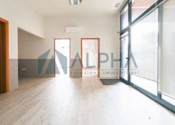 Interno non residenziale - Negozio via Carlo Seganti, Forlì - foto 2