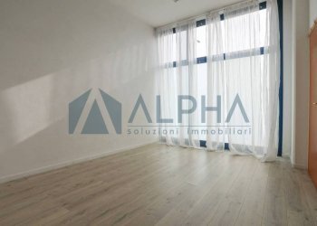 Stanza non arredata - Negozio via Carlo Seganti, Forlì - foto 7