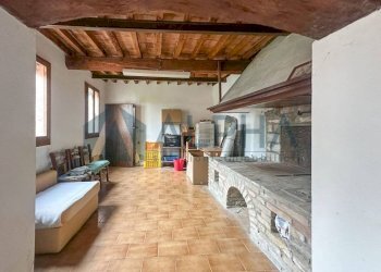 Cantina - Three-room apartment via Nazario Sauro, Bagnacavallo - photo 3