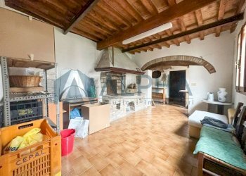 Salone - Trilocale via Nazario Sauro, Bagnacavallo - foto 5