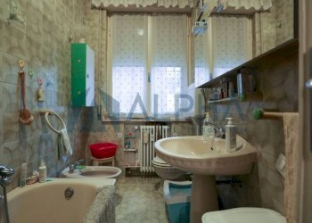 Bagno - Three-room apartment via Orlando Zanchini, Forlì - photo 11