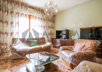 Salone - Four-room apartment via Torquato Nanni, Forlì - photo 5