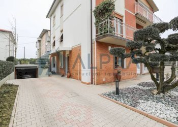 Cortile interno - Four-room apartment via Torquato Nanni, Forlì - photo 23