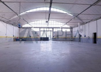 Interno non residenziale - Capannone via Domenico Lama, 18, Faenza - foto 8