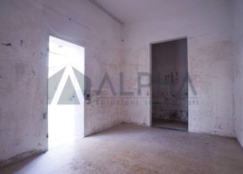 Stanza non arredata - Capannone via Domenico Lama, 18, Faenza - foto 18