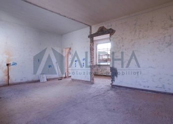 Stanza non arredata - Two-room apartment via Domenico Lama, Faenza - photo 2