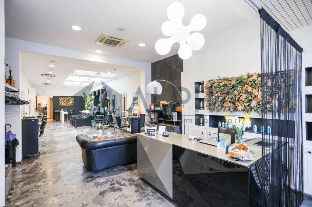 Interno non residenziale - Negozio via Monda, Forlì - foto 1