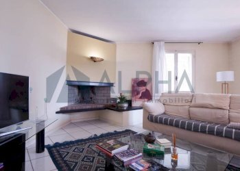 Salone - Villa via Fiume Montone Abbandonato, Ravenna - foto 4