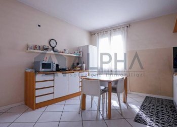 Cucina - Villa via Fiume Montone Abbandonato, Ravenna - foto 8