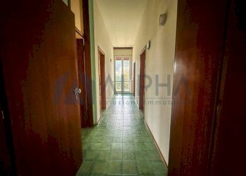 Corridoio - Appartamento via Piave, Russi - foto 9