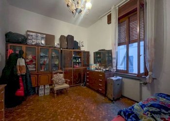 Camera da letto - Quadrilocale piazza Aurelio Saffi, Forlì - foto 9