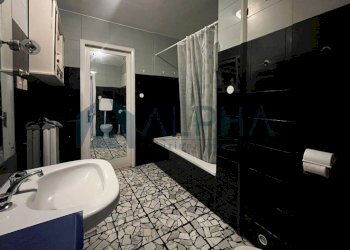 Bagno - Four-room apartment piazza Aurelio Saffi, Forlì - photo 13