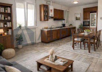 Salone - Appartamento via Cesare Battisti, Bagnacavallo - foto 1