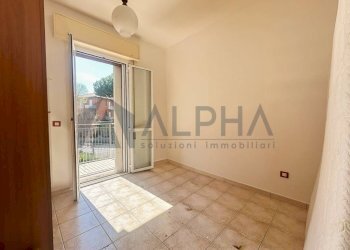 Camera da letto - Appartamento viale Puccini, Ravenna - foto 4