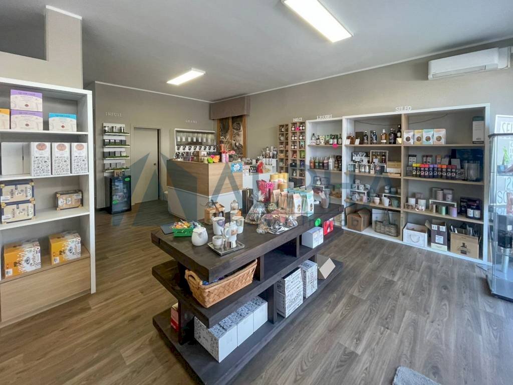 Interno non residenziale - Commercial Activity via Somalia, Forlì - photo 2