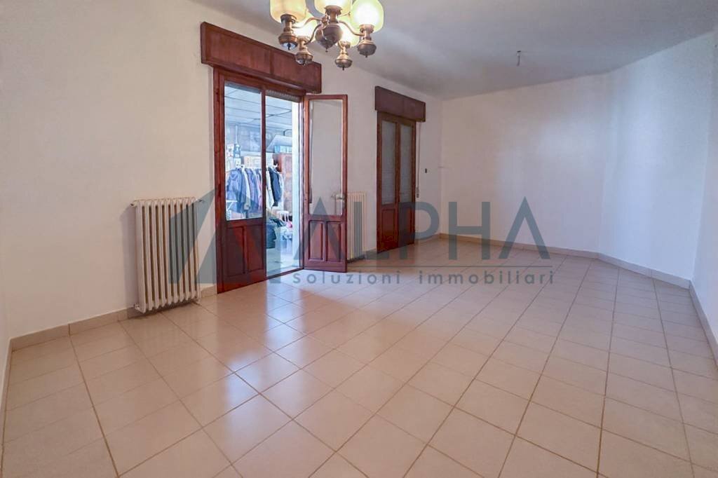 Cucina - Quadrilocale via Ugo Foscolo, Forlì - foto 3