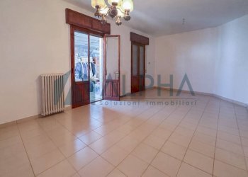 Cucina - Quadrilocale via Ugo Foscolo, Forlì - foto 3