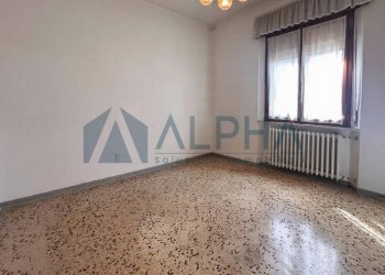 Camera da letto - Quadrilocale via Ugo Foscolo, Forlì - foto 9