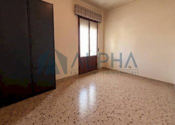 Camera da letto - Quadrilocale via Ugo Foscolo, Forlì - foto 10