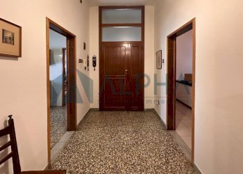 Corridoio - Quadrilocale via Ugo Foscolo, Forlì - foto 11