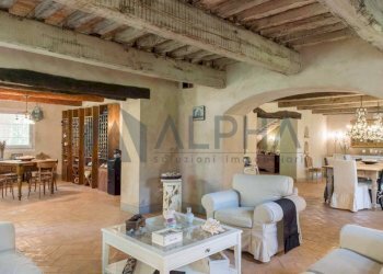 Salone - Villa via Gambellara, Ravenna (neighborhood San Pietro in Vincoli) - photo 3