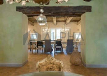 Salone - Villa via Gambellara, Ravenna (neighborhood San Pietro in Vincoli) - photo 7