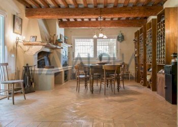 Salone - Villa via Gambellara, Ravenna (neighborhood San Pietro in Vincoli) - photo 10