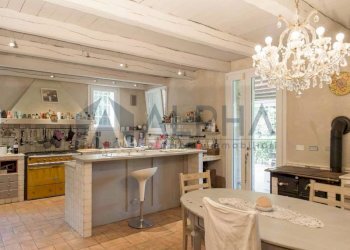 Cucina - Villa via Gambellara, Ravenna (neighborhood San Pietro in Vincoli) - photo 12