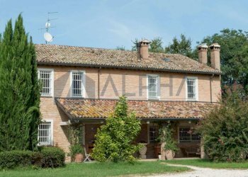 Facciata - Villa via Gambellara, Ravenna (neighborhood San Pietro in Vincoli) - photo 26