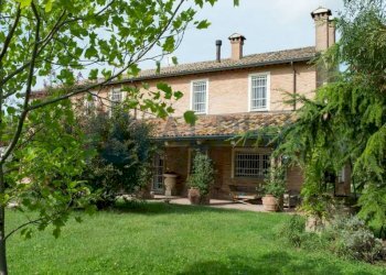 Facciata - Villa via Gambellara, Ravenna (neighborhood San Pietro in Vincoli) - photo 27