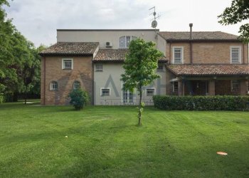 Facciata - Villa via Gambellara, Ravenna (neighborhood San Pietro in Vincoli) - photo 28