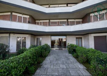 Facciata - Apartment via Nicolò Piccolomini, Roma - photo 46