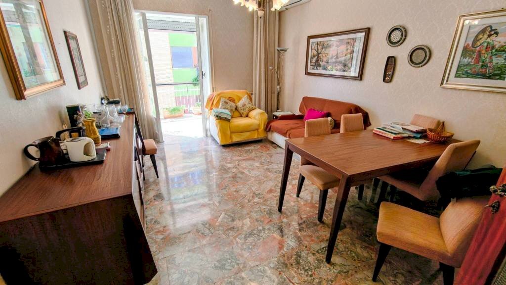 Salone - Three-room apartment via Ludovico De Filippi, 10, Roma (neighborhood Lido di Ostia) - photo 3