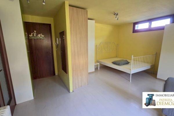 One-room apartment via E. Chanoux, Saint-Pierre - photo 2