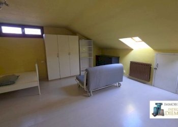 One-room apartment via E. Chanoux, Saint-Pierre - photo 4