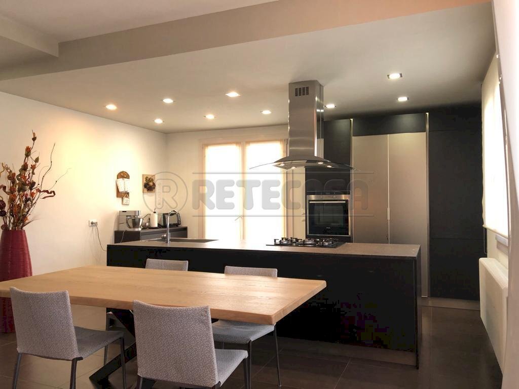 WhatsApp Image 2020-10-30 at 19.15.44 (2).jpeg - Three-room apartment Via Copernico 6, Bassano del Grappa - photo 1