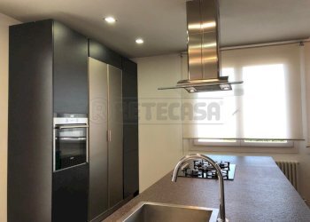 WhatsApp Image 2020-10-30 at 19.15.44 (4).jpeg - Three-room apartment Via Copernico 6, Bassano del Grappa - photo 4