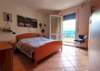 CAMERA MATRIMONIALE - Trilocale Via Sant'Ubaldo 10, Sarego - foto 9