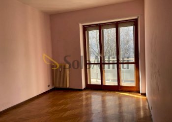 9.jpg - Trilocale Corso Svizzera, Torino (zona Campidoglio) - foto 3