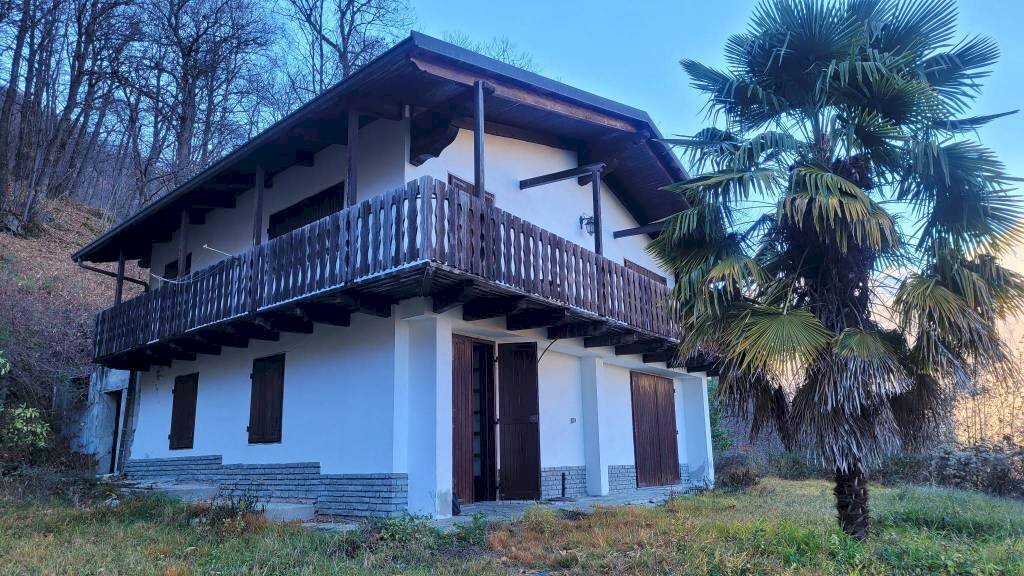Villa Locana - photo 1