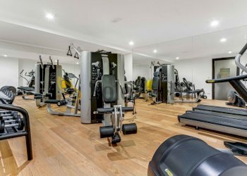 piscina.jpg - Bilocale Corso di Porta Vigentina 13, Milano (zona Ticinese) - foto 21