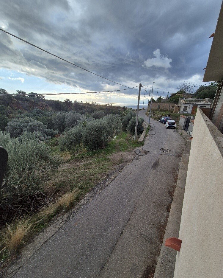 20251110_150344_resized.jpg - Rustico Contrada Caridi 7, Reggio di Calabria - foto 1