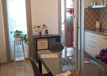 Soggiorno con angolo cottura - Quadrilocale Via Passo Corese, Roma - foto 8