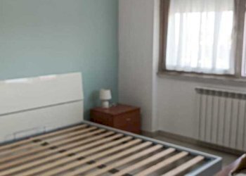 Camera da letto - Quadrilocale Via Passo Corese, Roma - foto 17