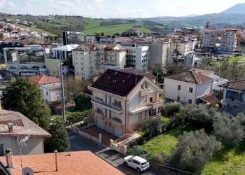 DJI_20260319151227_0039_D (1).jpg - Villetta Rimini - foto 6