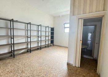 locale - Loft Via Umberto I, Monopoli - photo 4