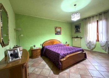 camera da letto - Appartamento Via del Bisenzio, Vernio - foto 15