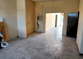 WhatsApp Image 2026-03-19 at 11.31.53 (1).jpeg - Commercial Premises Via A. La Marmora 100, Guidonia Montecelio - photo 4